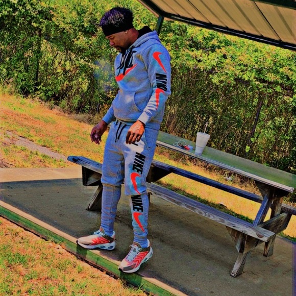 Meet your Posher, Paul - Picture 1 of 1